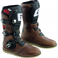 BALANCE OILED BOOTS SZ 05