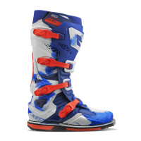 SG22 BOOTS HURRICANE SZ 8 SG22 BOOTS HURRICANE SZ 8