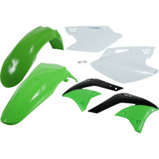 PLASTIC KIT GREEN