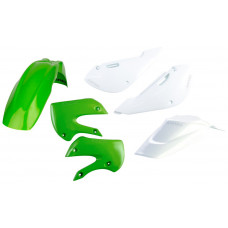 PLASTIC KIT GREEN