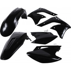 PLASTIC KIT BLACK