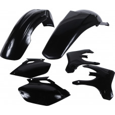 PLASTIC KIT BLACK