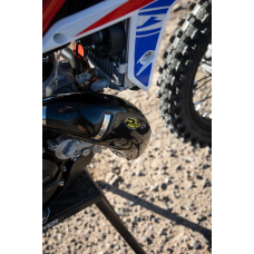 PIPE  GUARD  CARBON  FIBER BETA XTRAINER W/FMF
