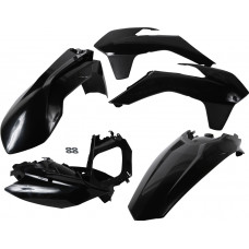 PLASTIC KIT BLACK