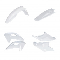 PLASTIC KIT HUS WHITE