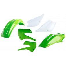 PLASTIC KIT GREEN